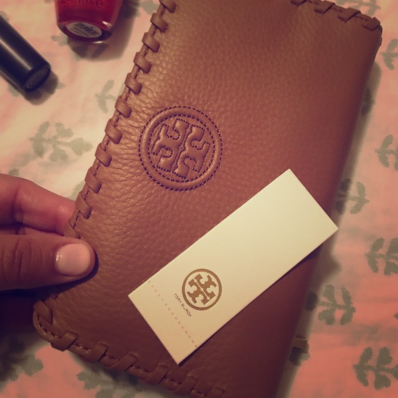 Tory Burch Handbags - 🍁🍂Tory Burch Wallet 🍁
